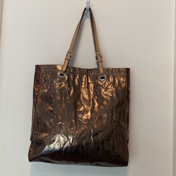 Michael Kors Metallic Patent logo tote bag purse two tone - Picture 2 of 11